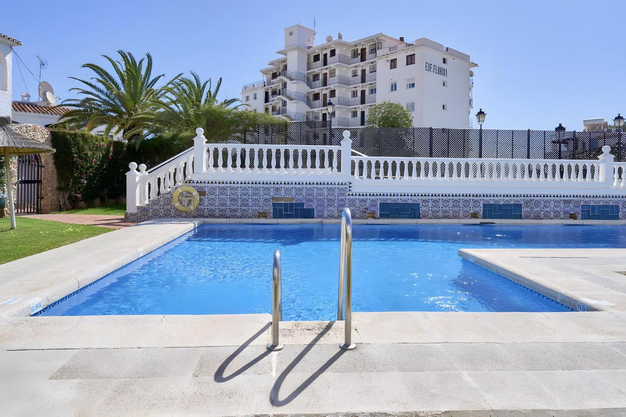 Villa Casa Lena Town House With Pool Nerja Esterno foto